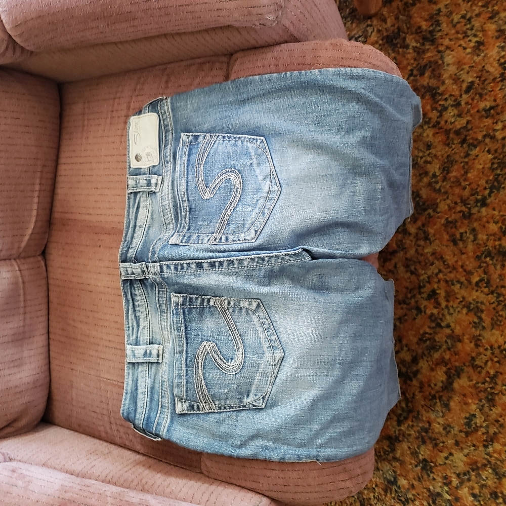 Capris - Picture 2 of 2